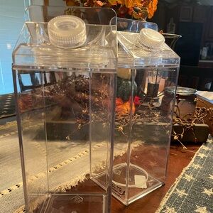 Clear Acrylic 1/2 Gallon Milk/Beverage Canister